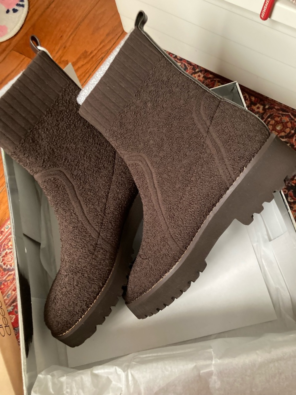 Andre Assous Brown feather weight Knit Ankle Booties